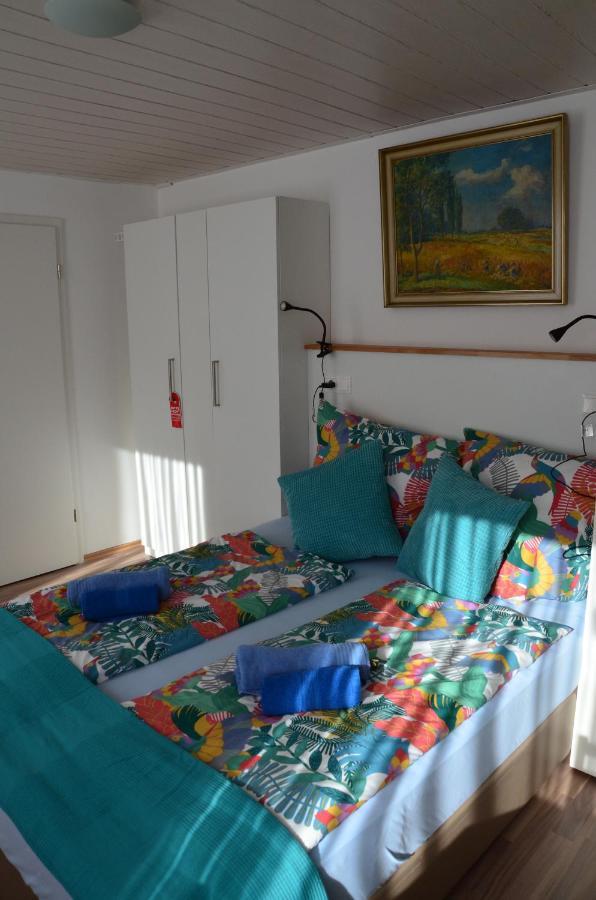 Gasthaus Loewen Hotel Unterreichenbach Ngoại thất bức ảnh